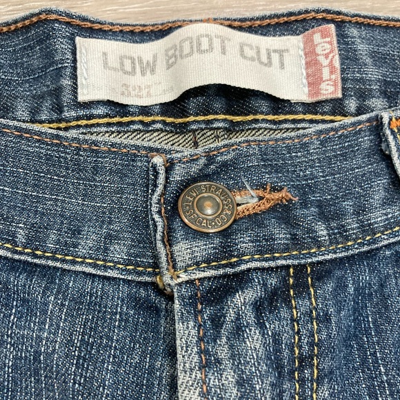 Levi’s Distressed Low Boot Cut Blue Jeans 33 Waist - Picture 6 of 12